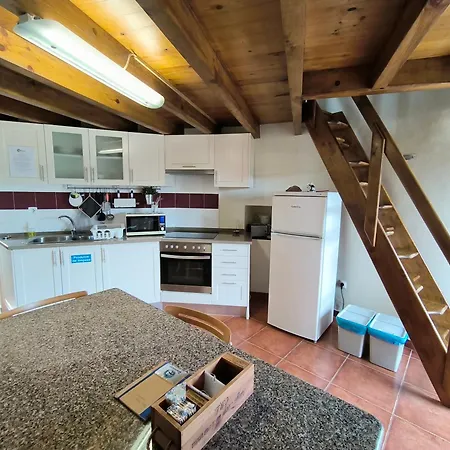 Semesterbostad The Windhouse São Bartolomeu